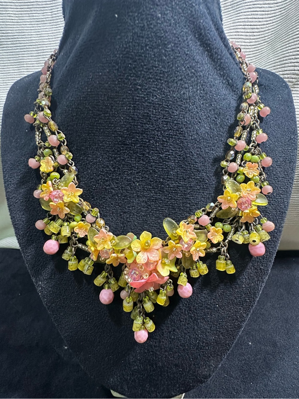 Vtg: Colleen Toland Whimsical Floral Bib Necklace